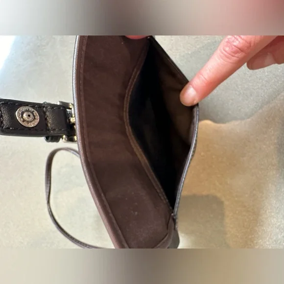 Coach Black Leather Interior with Brown Lining - Picture 3 of 8